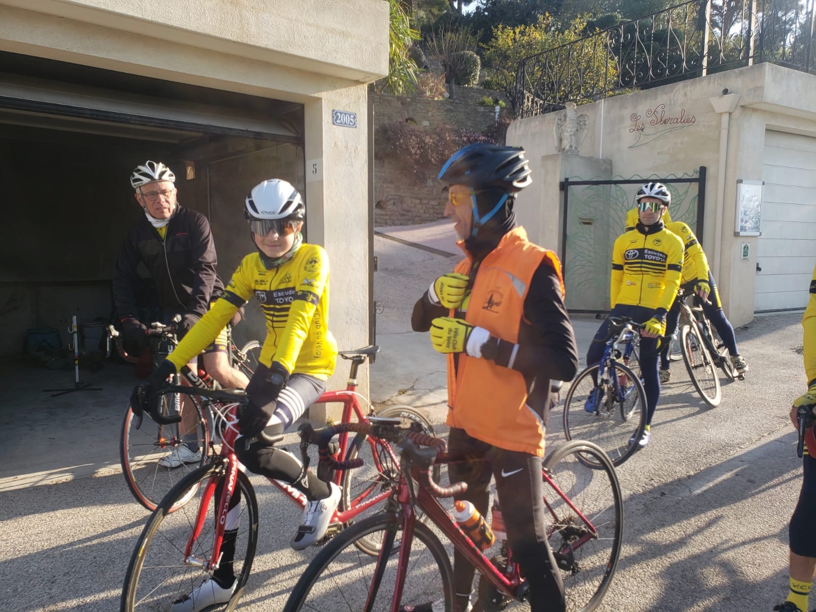 Le Vélo Club du Velay en stage sur la côte d'Azur