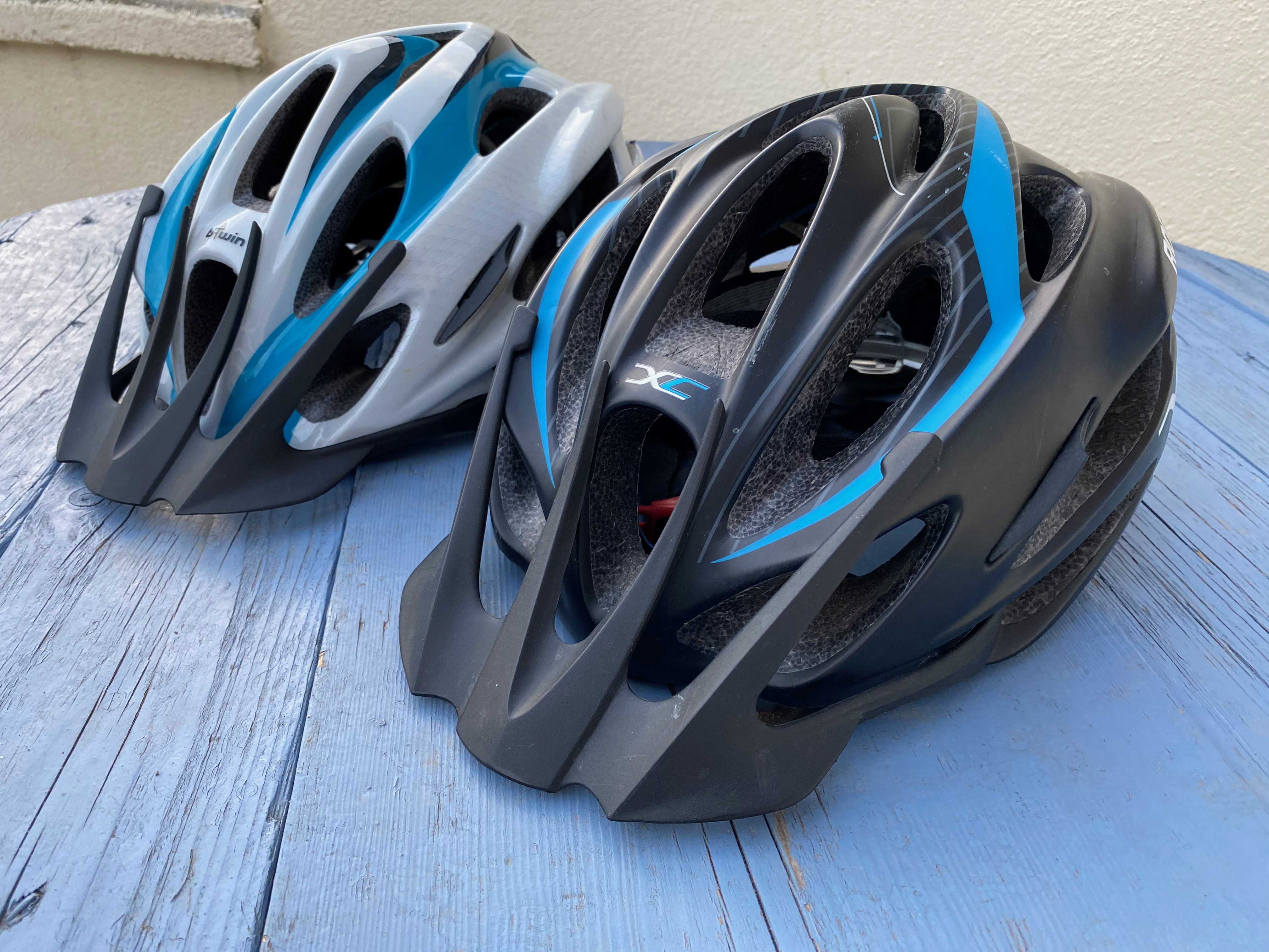 2 casques VTT B'Twin