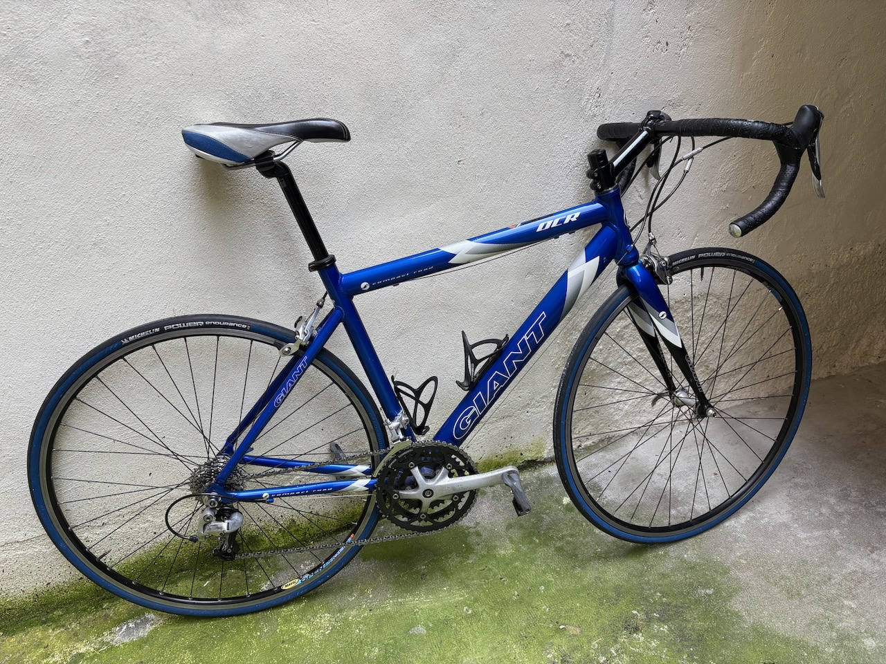 Vélo de route Giant OCR