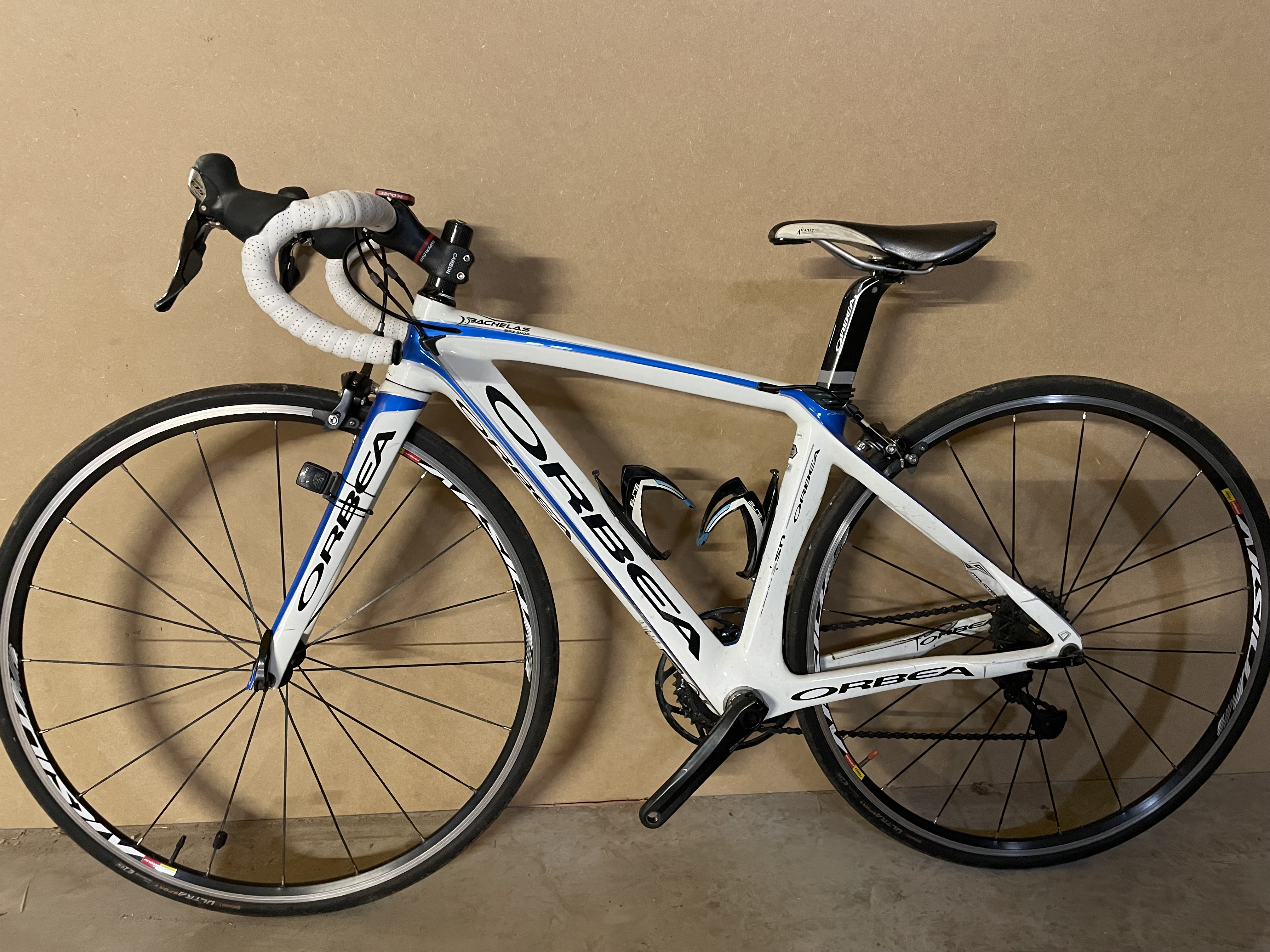 Vélo de route carbone