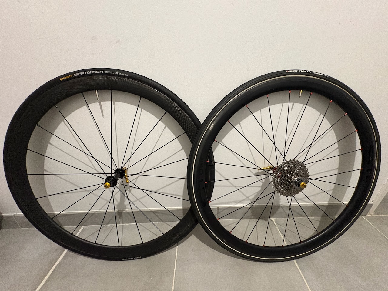 Paire de roues carbone