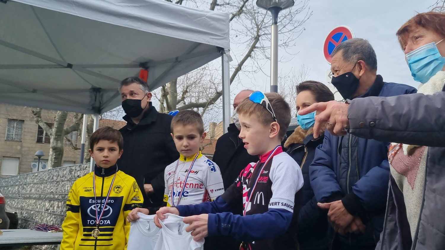 Elio, ça commence a devenir une habitude... les podiums !