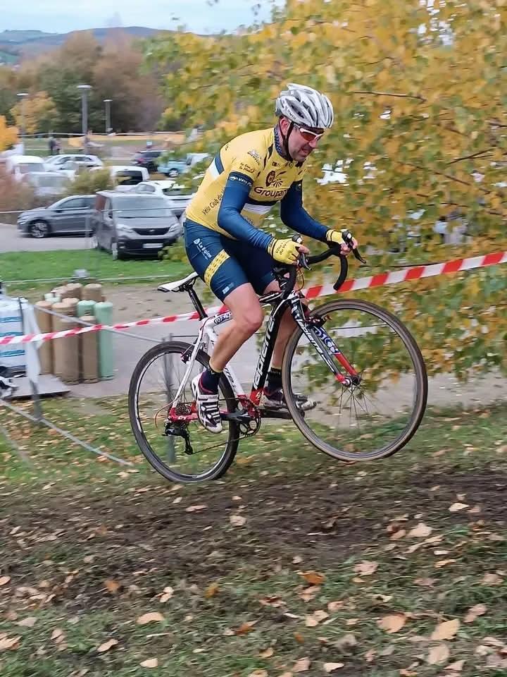 Cyclo-cross : Cascade de victoires et de titres départementaux pour le Vélo Club du Velay