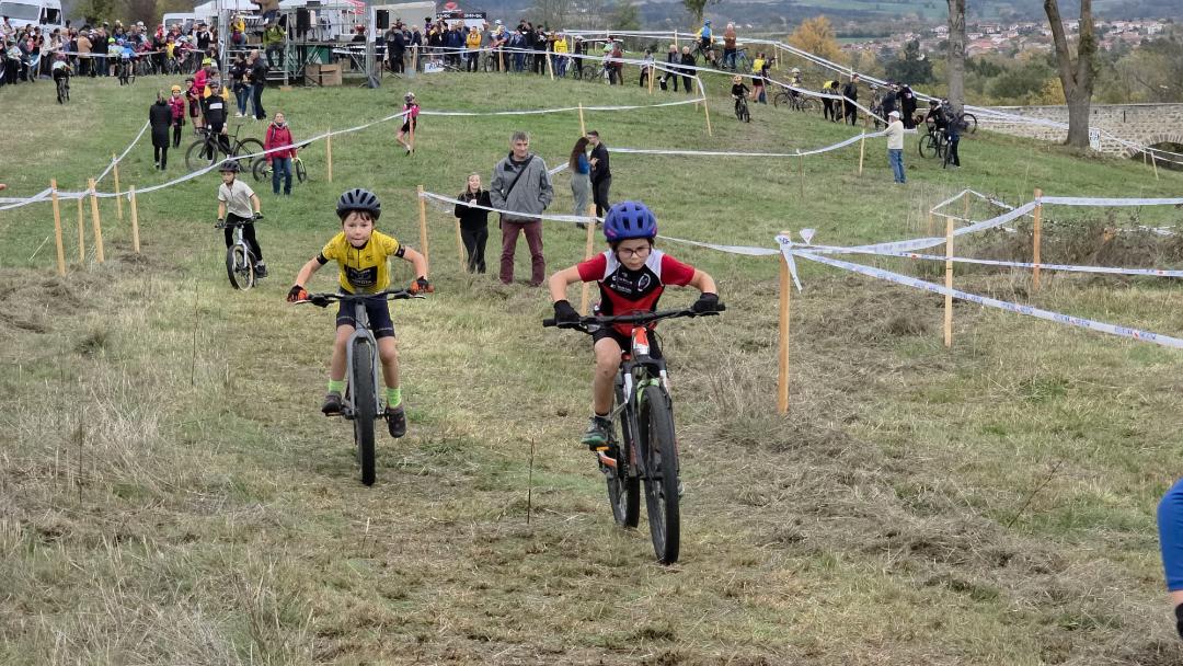 Cyclo-cross : Cascade de victoires et de titres départementaux pour le Vélo Club du Velay