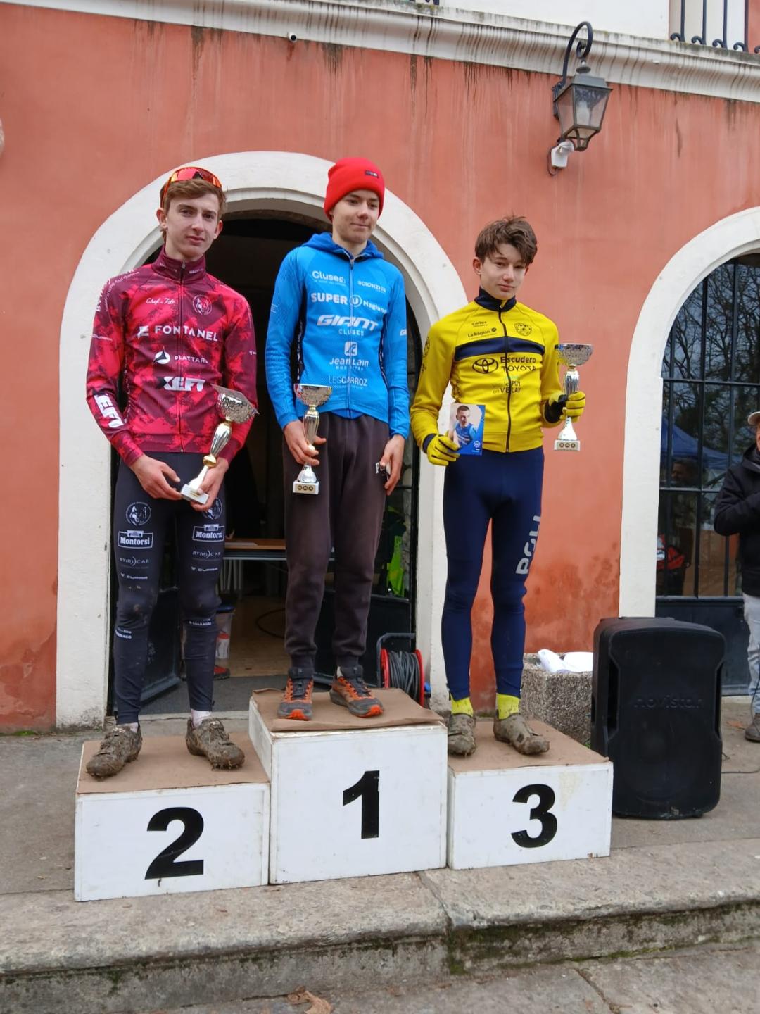 Nouveau podium pour Antoine