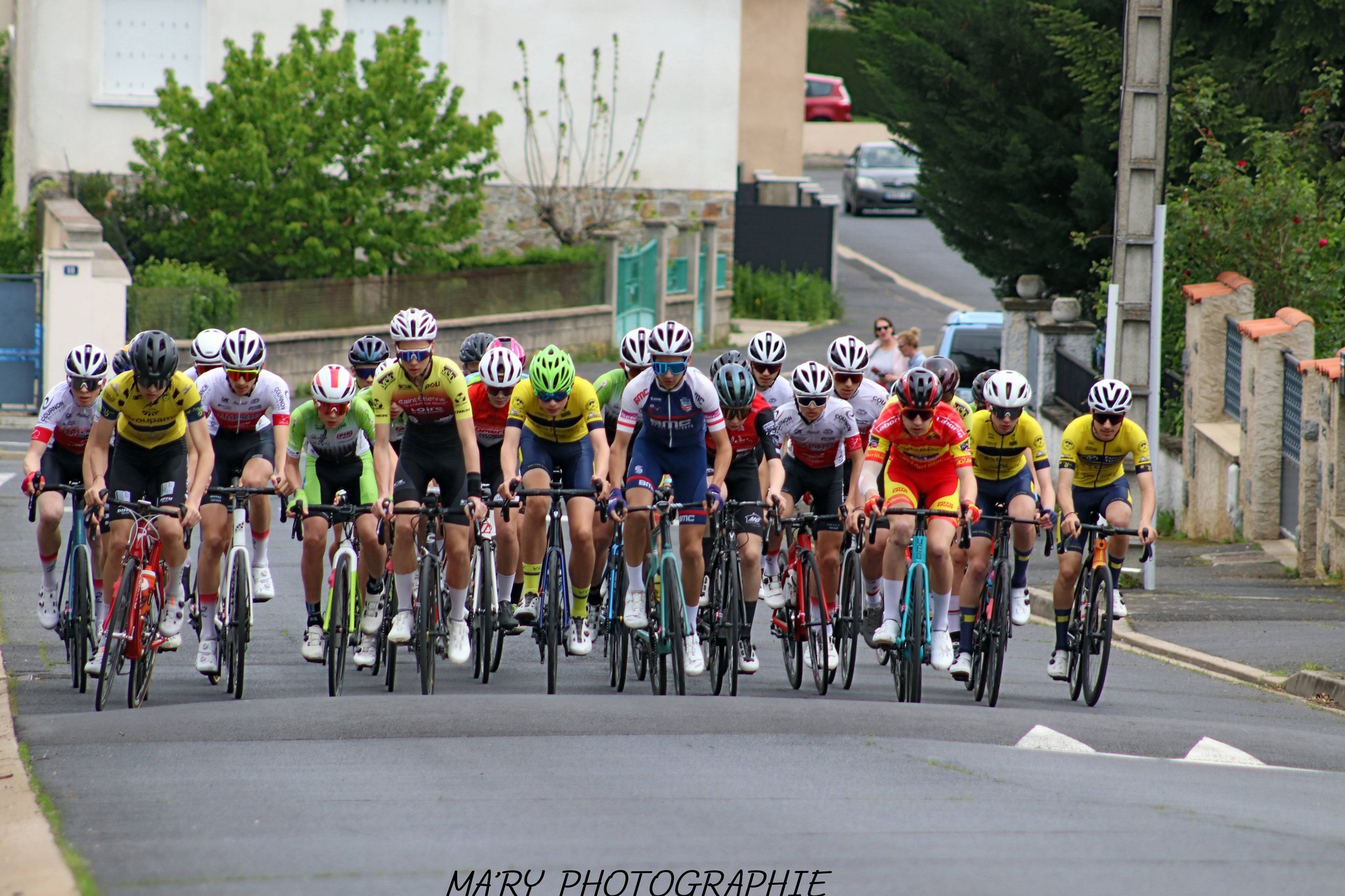 Peloton U17 Brioude