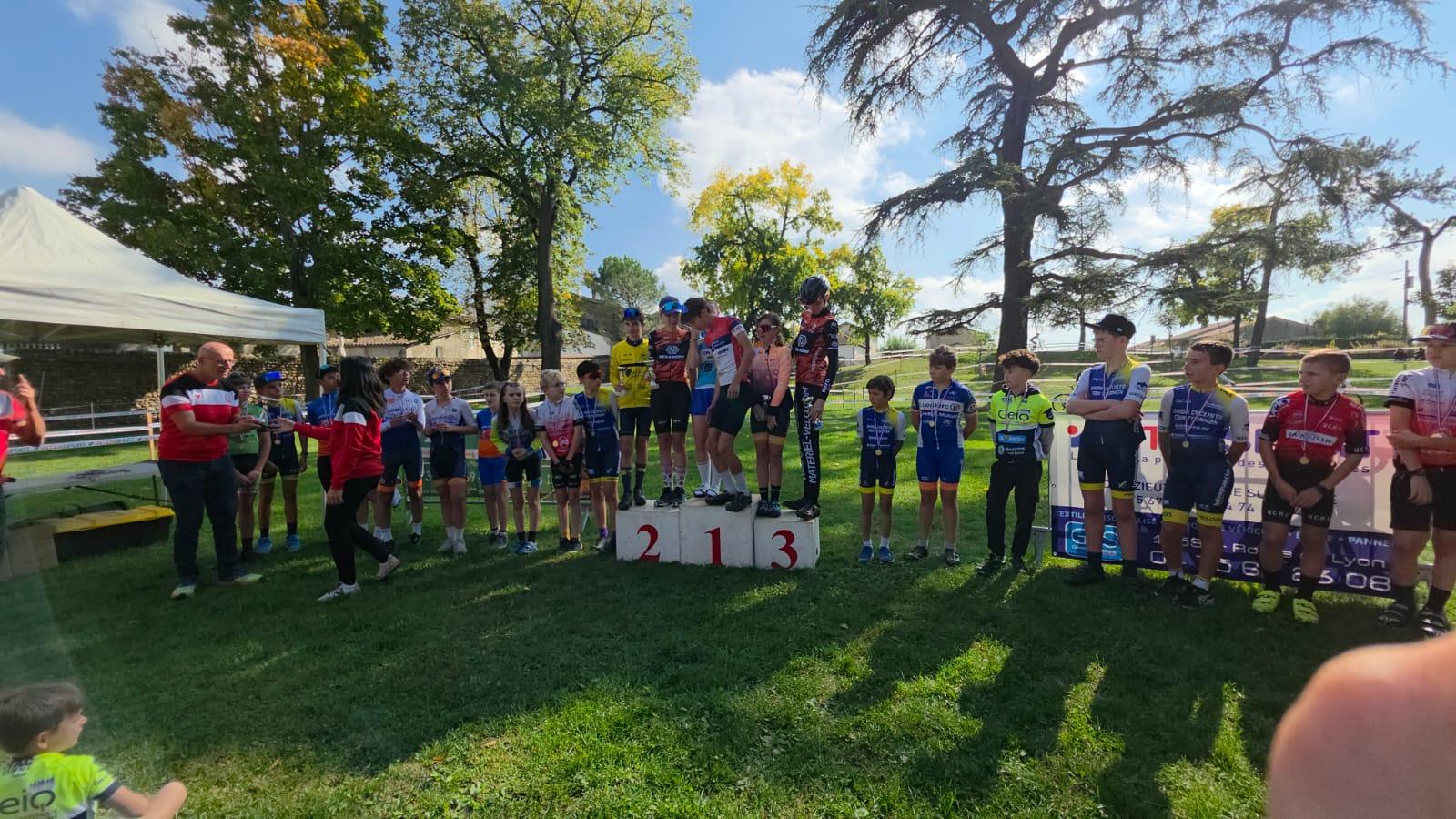 Podium Elio
