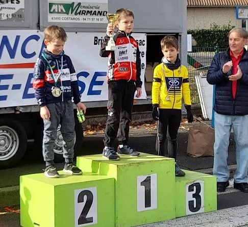 Cyclisme : Le Vélo Club du Velay fait très bonne figure au cyclo-cross de Brives-Charensac